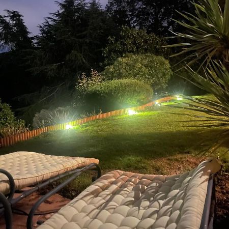 Domaine Des Tuilieres Avec Jacuzzi Vallauris Exterior foto