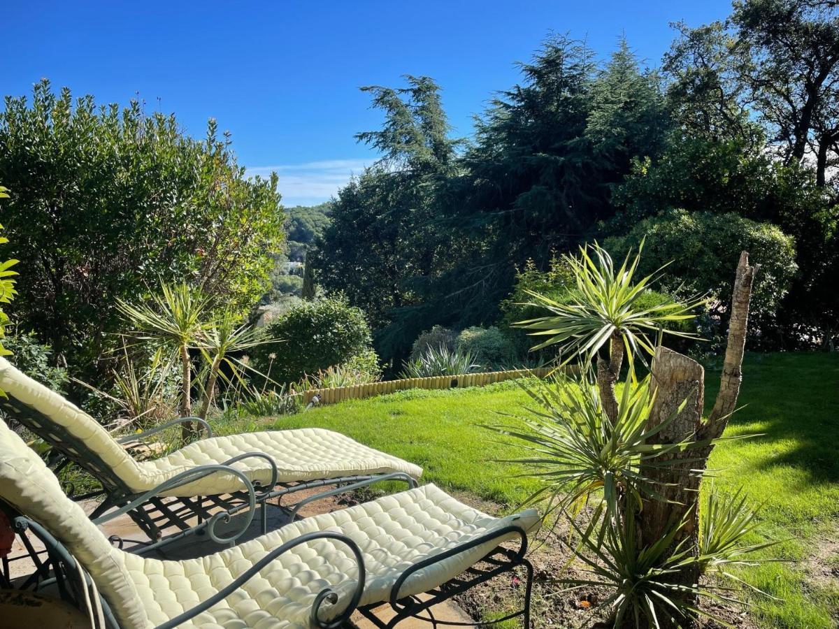 Domaine Des Tuilieres Avec Jacuzzi Vallauris Exterior foto